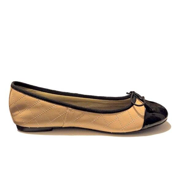 Chic Quilted Black and Tan Flats - Picture 4 of 5